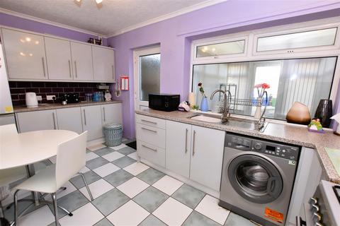 3 bedroom terraced house for sale, Dent Road, Hull