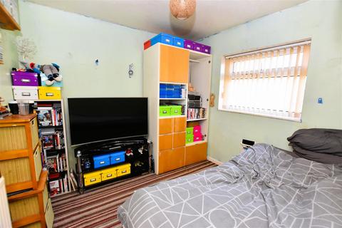3 bedroom terraced house for sale, Dent Road, Hull