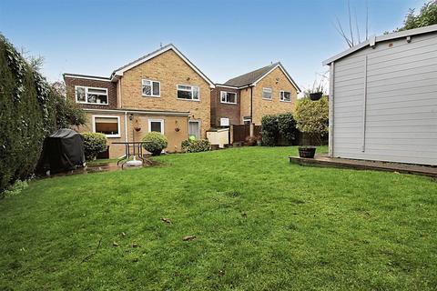 3 bedroom detached house for sale, Dartmouth Avenue, Almondbury, Huddersfield,  HD5 8UP