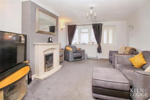 4 bedroom semi-detached house for sale - Willow Bank, Chelmsford