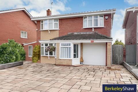 4 bedroom detached house for sale, Elvington Road, Hightown