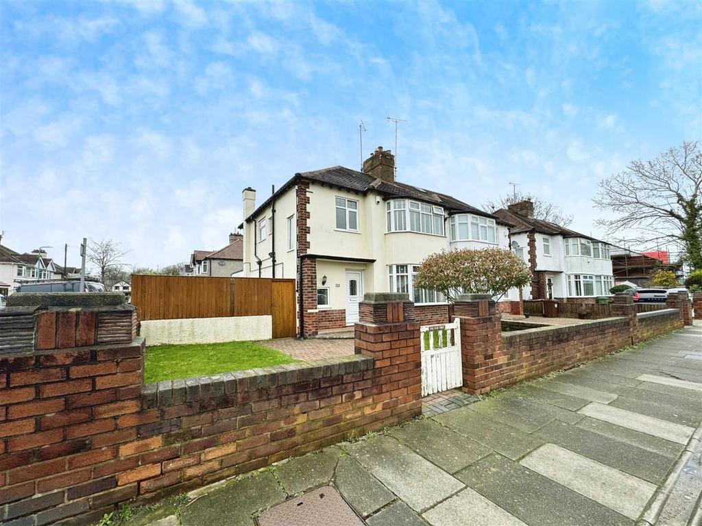 Moor Lane, Crosby, Liverpool 3 bed semidetached house for sale £325,000