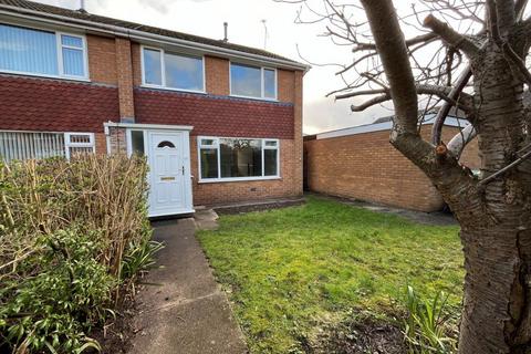3 bedroom terraced house to rent - Elton Close, Stapleford. NG9 8JN
