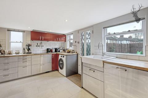 16 Bower Hill, Epping, CM16 7AD