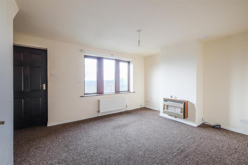 Warley Road, Halifax 2 bed townhouse for sale £100,000