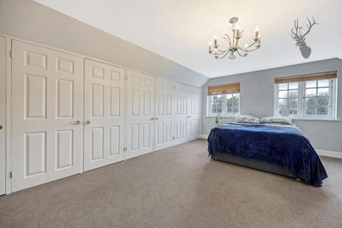 3 bedroom detached house for sale, Hullbridge Road, South Woodham Ferrers, Chelmsford