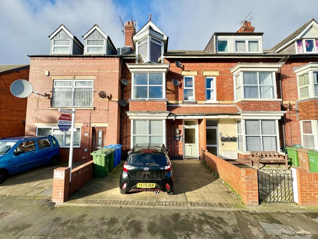 1 Bed Second Floor Flat, Horsforth... 1 bed property £550 pcm (£127 pw)