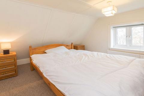 2 bedroom flat to rent, NW1