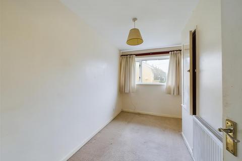 64 Barrington Road, Crawley, RH10 6DB
