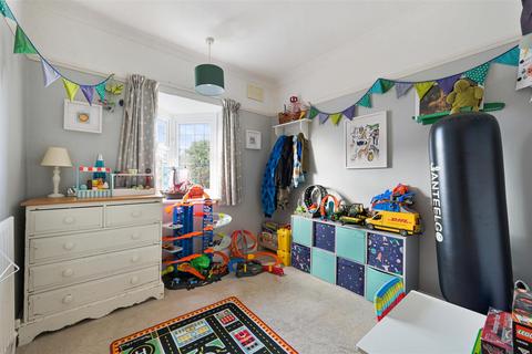 26 Buff Avenue, Banstead, SM7 2DW
