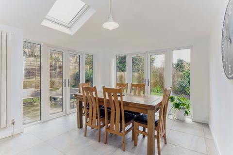 1 Broadmeadow Ride, St Ippolyts, Hitchin, SG4 7ST