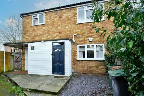 2 bedroom apartment for sale, Highview Close, Potters Bar, EN6