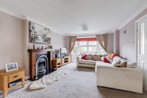 3 Birkdale Close, Edwalton, Nottingham, NG12 4FB