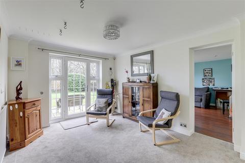 3 Birkdale Close, Edwalton, Nottingham, NG12 4FB