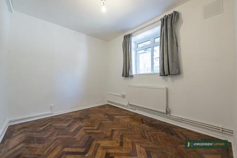 3 bedroom flat for sale, Blaxland House, White City Estate, London, W12 7NH