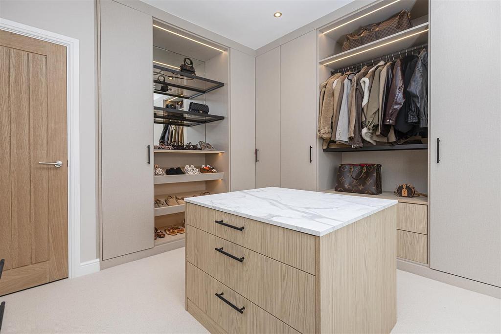 Yew Tree Farm - Dressing Room1.jpg