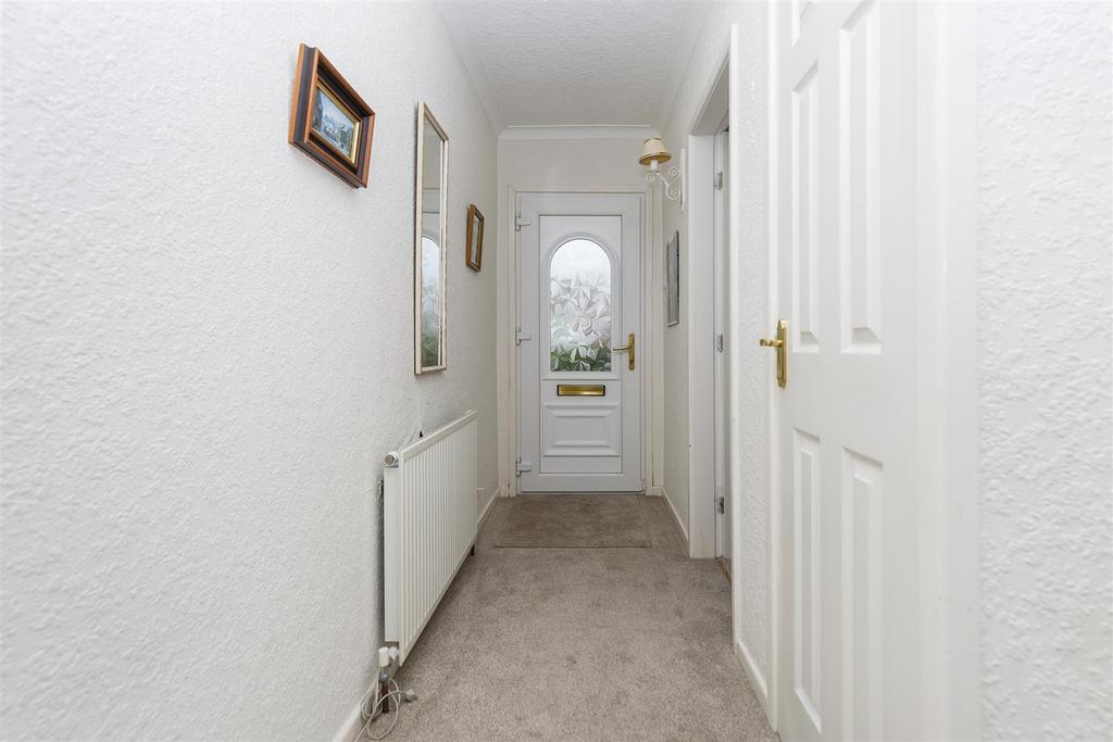 Bramleys Estate Agents - North Cross Road (24).jpg