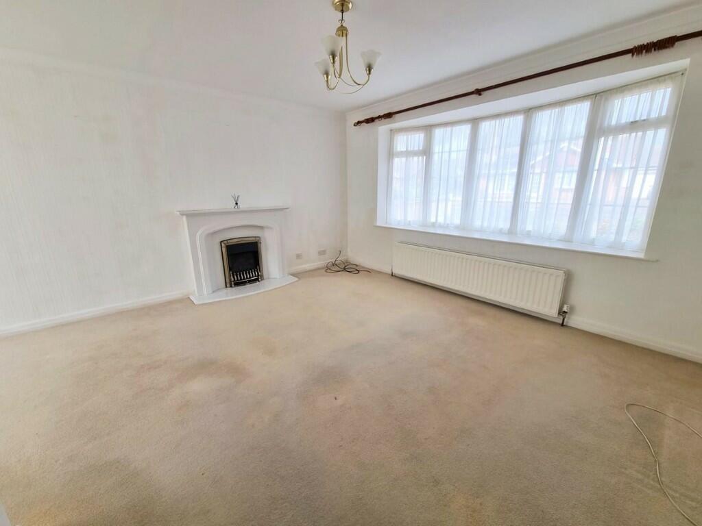 Maple Road, Bridlington, YO16 2 bed detached bungalow for sale £215,000