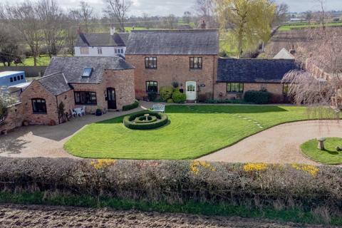 4 bedroom character property for sale, Fosseway, Sharnford, Leicestershire