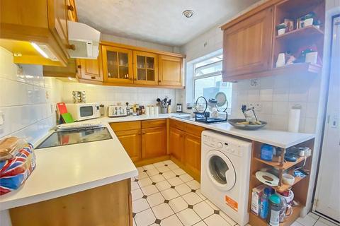 4 bedroom terraced house for sale - Dart Close, Langley SL3
