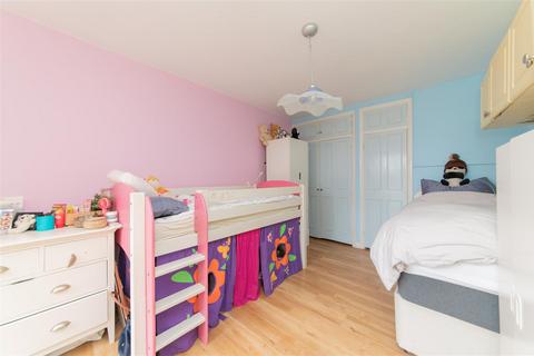 1 bedroom flat for sale, Sunningfields Road, Hendon, London