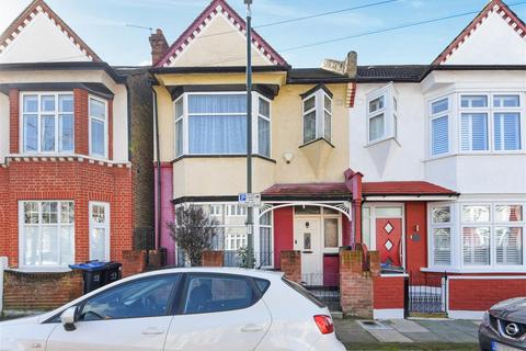 3 bedroom house for sale, Clive Road, Colliers Wood SW19