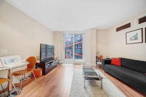 1 bedroom apartment to rent, Peninsula Apartments