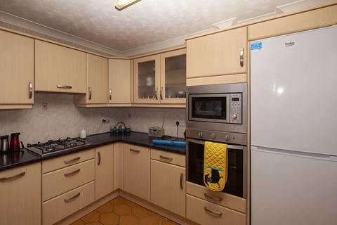 61 Cleviston Park, Llangennech, Llanelli, SA14 9UP