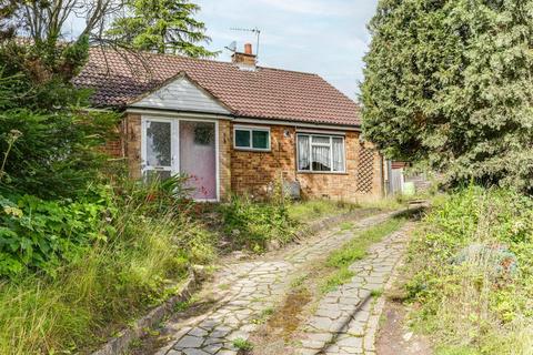 3 bedroom detached bungalow for sale, Stevenage Road, Knebworth SG3