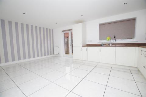 4 bedroom detached house for sale, The Arc, Swindon SN25