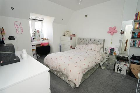 21 Fairview Drive, Adlington, Chorley, PR6 9SB