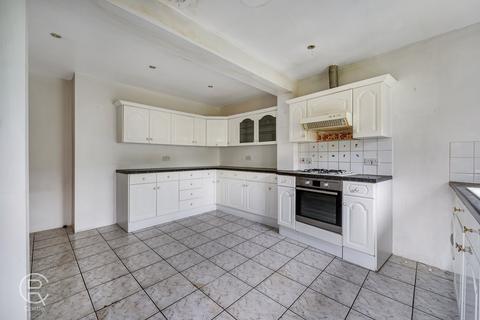 63 Hillyard Road, London, W7 1BJ