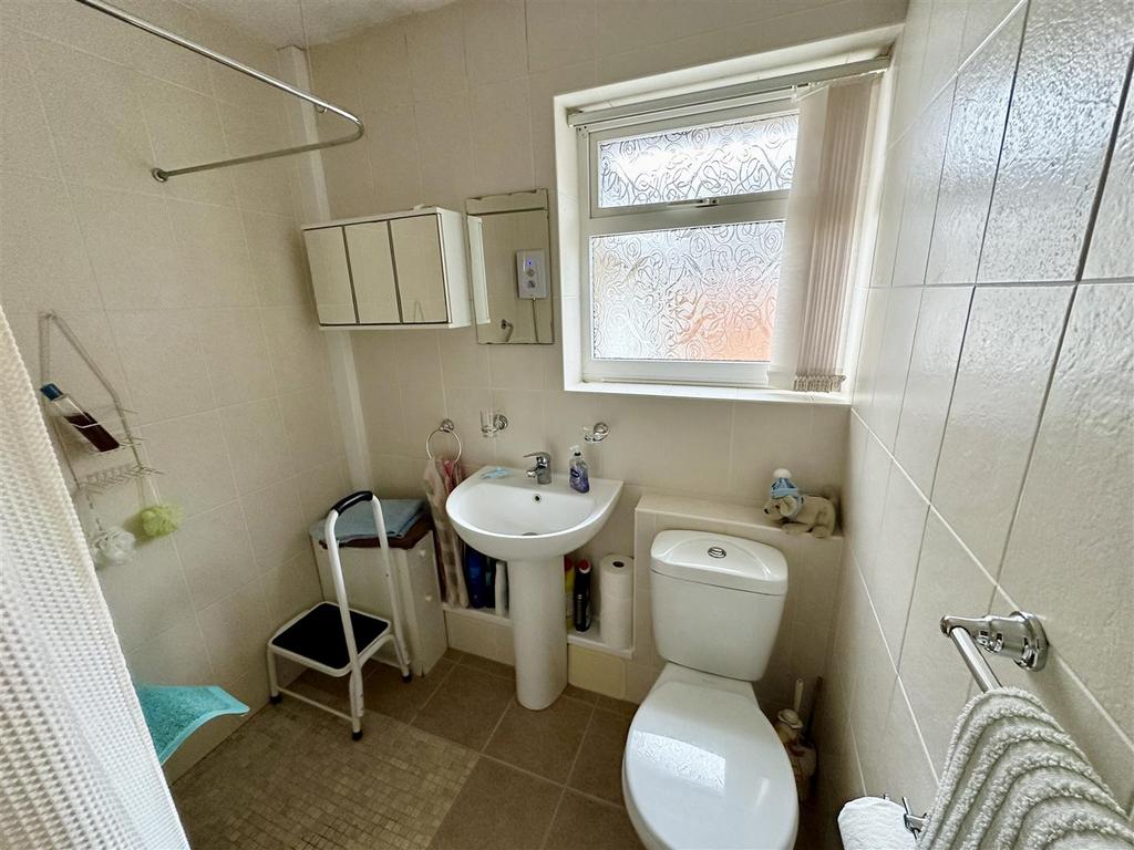 Shower room.JPEG