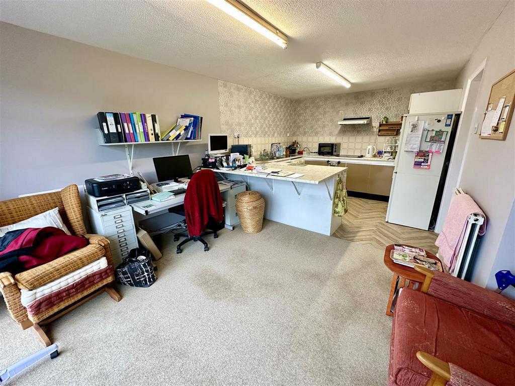 Kitchen dining day room.JPEG