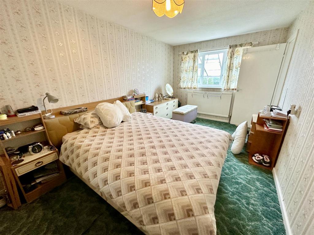 Bedroom one.JPEG