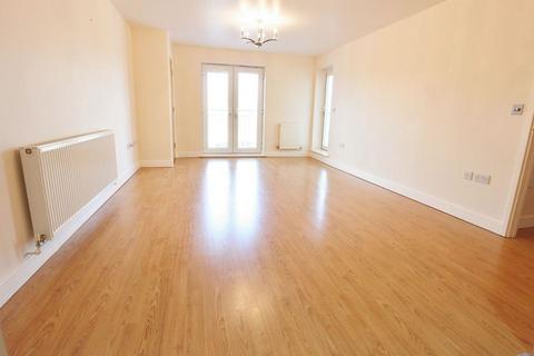 2 bedroom flat to rent, Chamberlayne Court, Hoddesdon EN11