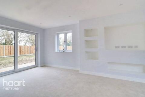 4 bedroom detached house for sale, Ribbons Close, Stowmarket