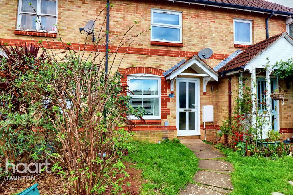 St Andrews View, Taunton 2 bed terraced house for sale £200,000