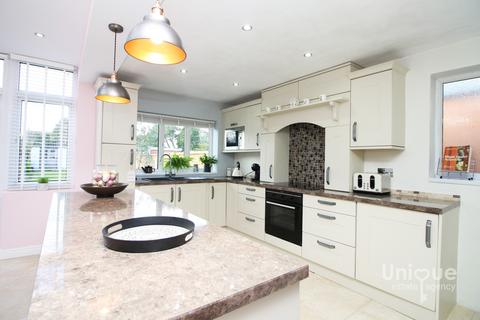 18 Alexandra Road, Thornton-cleveleys, FY5 5DA