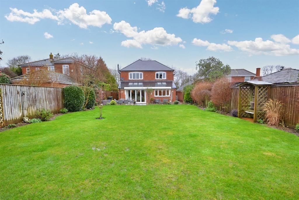 Merley 4 bed detached house for sale £950,000