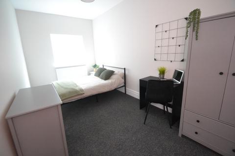 2 bedroom flat to rent, Musters Road, West Bridgford NG2