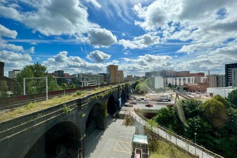 1 bedroom apartment to rent, Wilson Building :: Castlefield