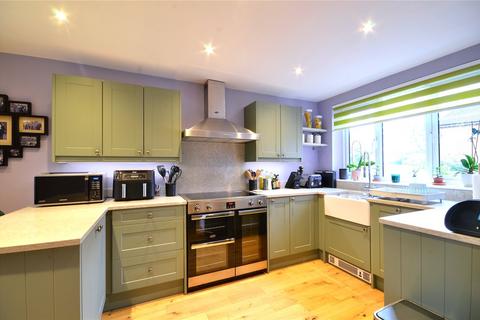 3 bedroom semi-detached house for sale - East Grinstead, West Sussex, RH19