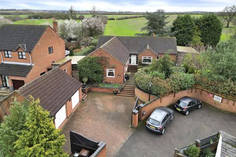 4 bedroom detached bungalow for sale - Melton Road, Rearsby, Leicester
