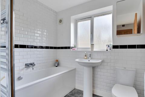 41 Ash Close, Uppingham, Oakham, LE15 9PJ