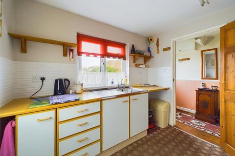42 Ballards Crescent, West Yelland, Barnstaple, EX31 3EU