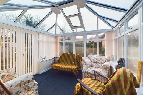 42 Ballards Crescent, West Yelland, Barnstaple, EX31 3EU