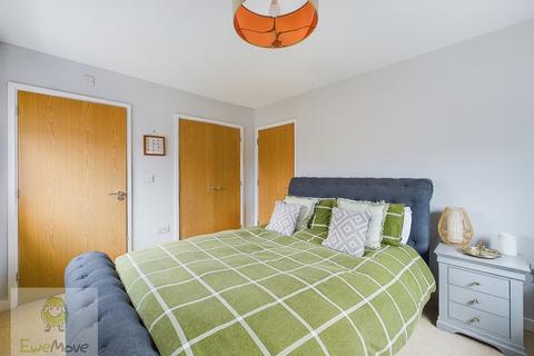 10 Glimmer Way, Wainscott, Rochester, ME3 8FL