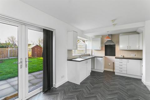 3 bedroom semi-detached house for sale, Moxon Street, Wakefield, West Yorkshire, WF1