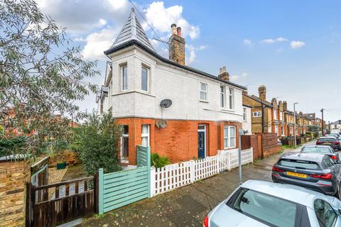 24a Glenthorne Road, Kingston Upon Thames, KT1 2UB